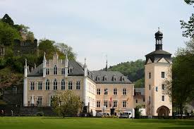 Der garten der schmetterlinge schloss sayn liegt im fürstlichen schlosspark von sayn bei koblenz. Schloss Sayn Wikipedia