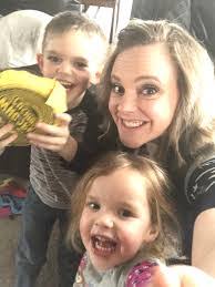 Amanda Olds's Instagram, Twitter & Facebook