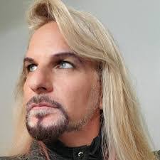 Tonya Royal's Instagram, Twitter & Facebook