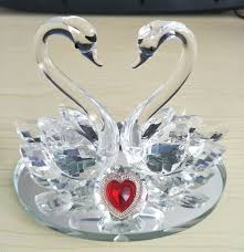 2017 New Style Shining Crystal Swan Wedding Favors Return Gifts Hjt0275 Buy Wedding Gifts Wedding Favor Gi Buy Wedding Gifts Wedding Gift Favors Swan Wedding