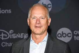 Kenny mayne bio kenneth wheelock mayne (born september 1, 1959) is an american sports media personality who is best known for his work on espn. Vxuroqezwgdscm