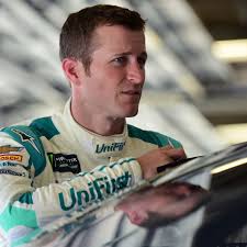 Nascar's top 12 drivers earned $155 million last year from salaries and endorsements, as in january, nationwide announced plans to continue to use earnhardt as a company spokesman in the sport's most valuable team, hendrick motorsports, filled its two open driver slots, earnhardt and kahne, with. Nascar News Kasey Kahne Signs With Leavine Family Racing For 2018 Sbnation Com