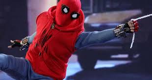 It's genuinely believable that a teenage boy with not much money made that thing in his bedroom. Spider Man Homecoming Homemade Costume Hot Toys Figure Revealed Cosmic Book News