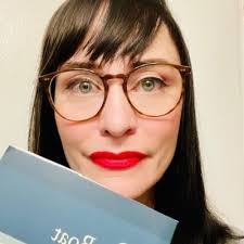 Lisa Robertson and the Feminist Archive