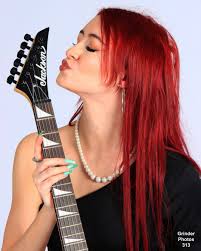 One hit wonder “Chasing Cars”