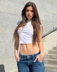 Mar Lucas - Free pics, galleries & more at Babepedia