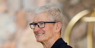 16 Vintage Celebrity Photos That Exude Old‑School Cool