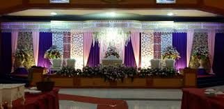 Selain gebyok, dekorasi pelaminan lain yang menjadi favorit adalah gaya rumah joglo. Dekorasi Pelaminan Pengantin Adat Batak Di Surabaya Home Facebook