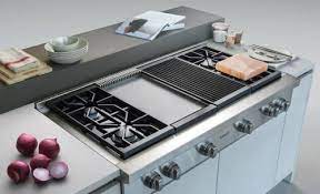 Delicious results via infrared charbroiler. Wolf Srt484cg 48 Sealed Burner Rangetop 4 Burners Infrared Charbroiler And Infrared Griddle Srt484cg Barry S Appliance