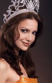 Denise Quiñones, la eterna reina de Puerto Rico, cumple 43 años