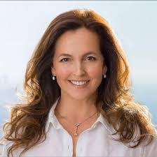 Janice Caswell's Instagram, Twitter & Facebook