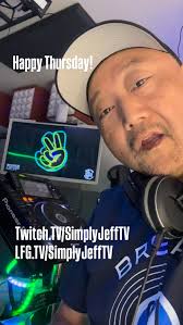 Happy Thursday! We are now live for your weekly dose of Breaks Peace &  Beatz! www.Twitch.TV/SimplyJeffTV and