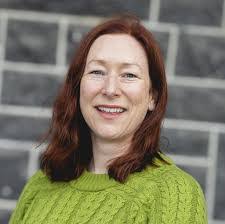 Robyn Welsh's Instagram, Twitter & Facebook