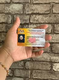 Oleh yang demikian, pengendali makanan hendaklah memastikan penyedia suntikan vaksin typhoid adalah samada dari hospital kerajaan, klinik kerajaan, klinik kesihatan, hospital swasta dan klinik swasta yang sah dan kad atau surat suntikan typhoid saya hilang. Sue Station Kaksu N Staff Kaksu Ada Kad Pengendali Facebook