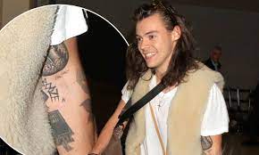 Harry Styles Proves Authenticity Of His New Inking After Losing Tattoo Roulette Daily Mail Online