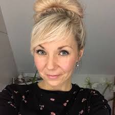 Karin Schimpf's Instagram, Twitter & Facebook