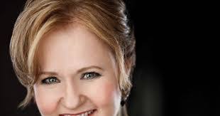 Tracy Dahl's Instagram, Twitter & Facebook