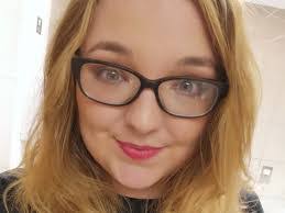 Eva Meyer's Instagram, Twitter & Facebook