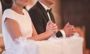 Aug 23, 2019 · ti danno l'opportunità di celebrare i momenti memorabili del passato e di essere pronti ad accogliere il futuro che viene. 30 Frasi Sul Matrimonio Di Papa Francesco Le Piu Belle Da Leggere Assolutamente