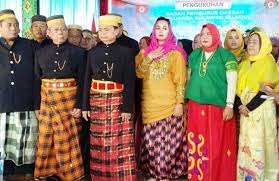 Jual beli peci bugis online terlengkap, aman & n. Kumpulan Pepatah Bugis Sastra Klasik Bugis Kkss Nunukan