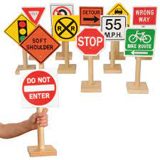 We are more than fast and more than signs—we are visual idea experts and collaborators. Deluxe International Traffic Signs