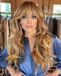 La frangia sui capelli corti? Capelli Lunghi Con Frangia Come Portarli Alexim Parrucchieri