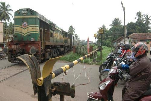 Level Crossing Gate at Best Price in Howrah, West Bengal | Chandra Industrial Works