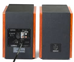 Edifier R1700BT 66W-os fa, sztereó hangszóró – használható vezetékkel, vagy  anélkül – Tesztarena.hu