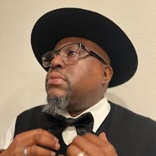 Herman Marshall (@HMWhiskey3)