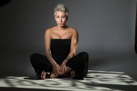 With music streaming on deezer you can discover more than 56 million tracks, create your own playlists, and share your favorite tracks with your friends. Malika Ayane S Feet Wikifeet