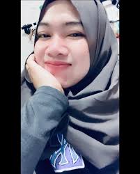 Esha Ishak (@eshaishak) • Instagram फोटोहरू र भिडियोहरू