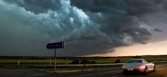 Das internet kann abhängig machen. Autofahren Bei Gewitter Fahrtraining De
