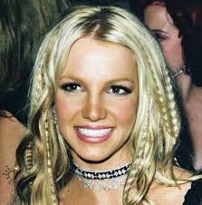 2000s Beauty Trends We Predict Will Make A Comeback Ry 90s Hairstyles Hair Styles Crimped Hair