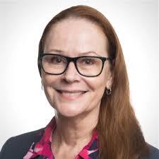 Catherine Knox's Instagram, Twitter & Facebook