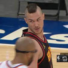 Get the latest news, stats and more about danilo gallinari on realgm.com. Hoopshype Thoughts On Danilo Gallinari S Mohawk Facebook