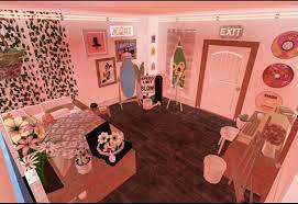 Pin By Tamia Parks On Alina In 2021 House Decorating Ideas Apartments Unique House Design Tiny House Layout