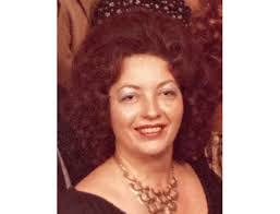 Mary Muntean's Instagram, Twitter & Facebook