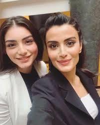 Aktif kariyeri içerisinde uludağ gibi markaların reklam filmlerinde yer alan emel dede, dizi kariyerine aşk ve ceza isimli yapımla adım. Ozge Torer And Emel Dede Friendshipgoals Gonca Bala Kurulusdizisi Image Uploaded On Jan 30 2021 11 P M Damadam