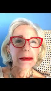 Hoy: paseo a Villa Traful, bordeando un lago maravilloso, y luego almuerzo  en un restaurante del área. #lavidaesbella