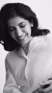 Wonderful emotion captured by the loveliest @thomasbrunot in these B/W  portraits of my beautiful client @arezuriaz , It’s fabulous to see a woman  in charge