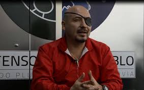 Walter gutiérrez evalúa convocar a candidatos para que se comprometan con la walter albán, exdefensor del pueblo, advierte que el candidato no tendría una idea clara de cómo se puede vivir en democracia. Defensor Del Pueblo Califica El Fallo De Injusto Y Ve La Mano De Eeuu La Razon Noticias De Bolivia Y El Mundo