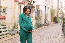 Une femme enceinte et au chômage peut percevoir l'are jusqu'au début du congé maternité. La Combi Pantalon Petite Et Enceinte J Ai Ose Les Gommettes De Melo