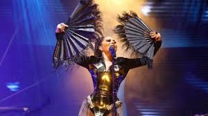 Alejandra guzmán muestra por primera vez las cicatrices de la mala praxis que casi le cuesta la vida. Vuelve La Reina De Corazones Alejandra Guzman Arrancara El 2021 Con Nueva Musica Para Sus Fans Puro Show