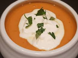 Veloute De Potimarron Aux Epices Les Recettes De Virginie En 2020 Veloute Potimarron Recettes De Cuisine Recette Veloute Potimarron