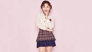 Motor trend takes three legendary winners of the world's most prestigious endurance race to the track and, in this exclusive instrumented fi. Hd Wallpaper Girl Music Kpop Twice Naeyeon Wallpaper Flare