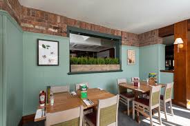 Varied sharing platters are served alongside tempting nibbles and british favourites. Lockyers Quay Cookhouse Pub Plymouth Restaurants
