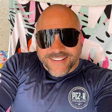 Onix Nieves's Instagram, Twitter & Facebook