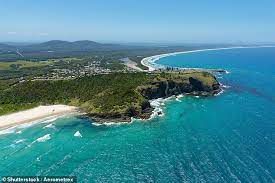 Crescent head provides access to some of the best surf spots on the coast. Yn0mk8 D7qtm1m