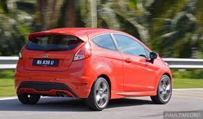 What's a good price on a used 2019 ford fiesta st? Ford Fiesta St Vs Peugeot 208 Gti Vs Renault Clio Rs 200