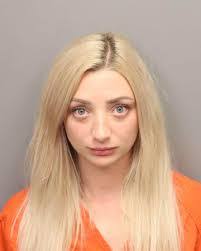 Diane Bianchi's Instagram, Twitter & Facebook